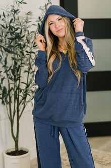  Certified Chiller Contrast Stripe Hoodie in Navy