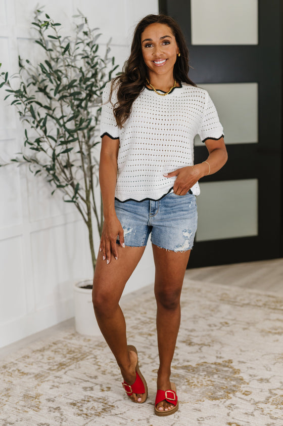 Pinkies Up Knit Top in White
