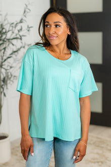  Take It Easy Slouchy Tee in Mint