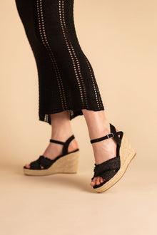 Elinor Wedge in Black