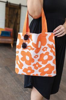  Lazy Daisy Knit Bag in Orange